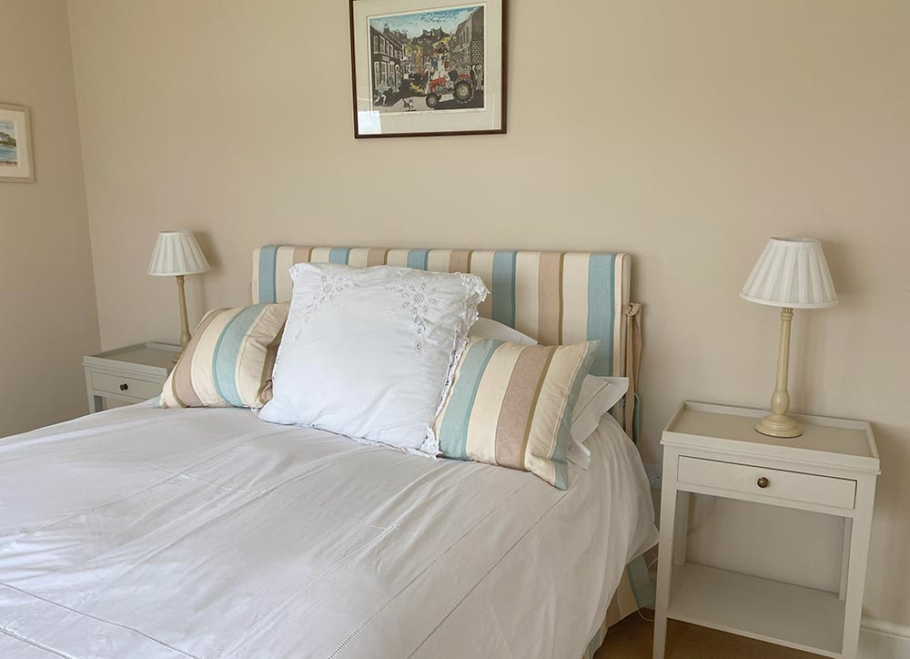 King size bed King size bed